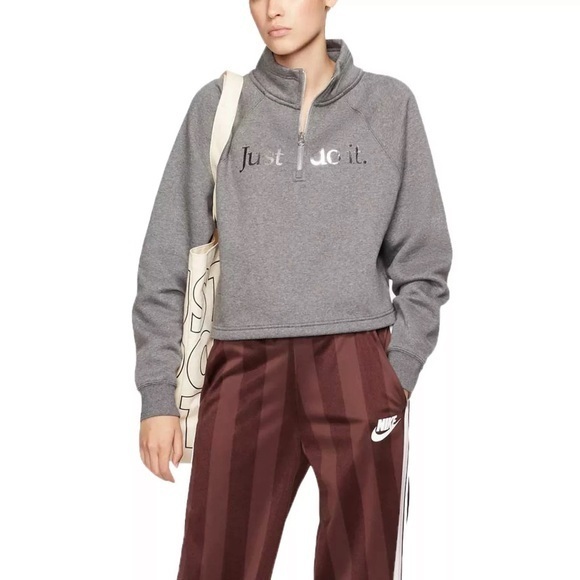 Nike Tops - Woman’s Nike Half zip sweatshirt- 1x new without tags